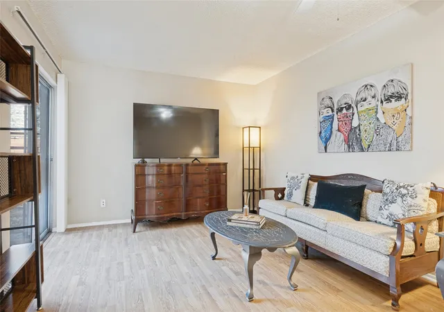 Photo 2 of Condo for sale at 2323 Trellis Pl, Richardson, TX 75081 | MLS# 21382586 | Listing updated on 2026-09-23