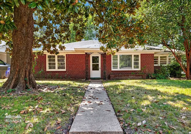 Photo 1 of Single family home for sale at 159 Bruce Ave, Shreveport, LA 71105 | MLS# 21389090 | Listing updated on 2026-10-09