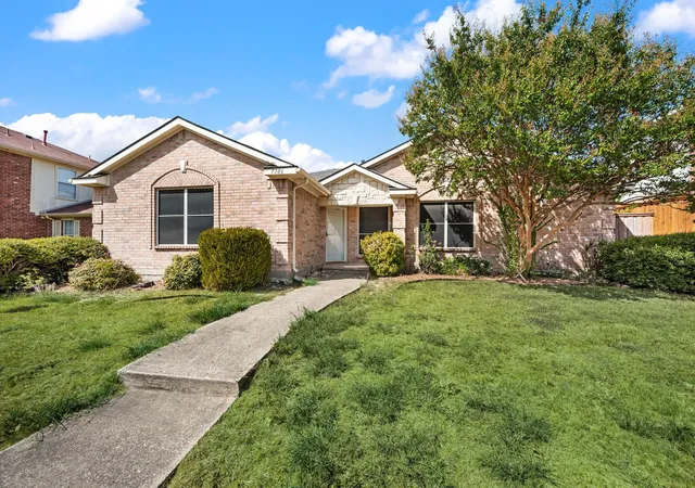 Photo 1 of Sale Pending at 7706 Coral Way, Rowlett, TX 75088 | MLS# 21389740 | Listing updated on 2026-10-01