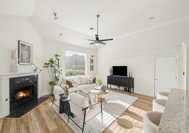 Photo 2 of Single family home for sale at 9925 Bordeaux Ave, Frisco, TX 75035 | MLS# 21387387 | Listing updated on 2026-10-06
