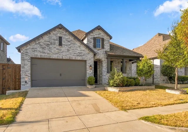 Photo 2 of Single family home for sale at 2220 Terry Ave, Melissa, TX 75454 | MLS# 21388582 | Listing updated on 2026-10-04