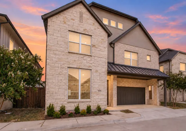 Photo 2 of Single family home for sale at 916 Banyan Tree Ln, Richardson, TX 75081 | MLS# 21383366 | Listing updated on 2026-09-18