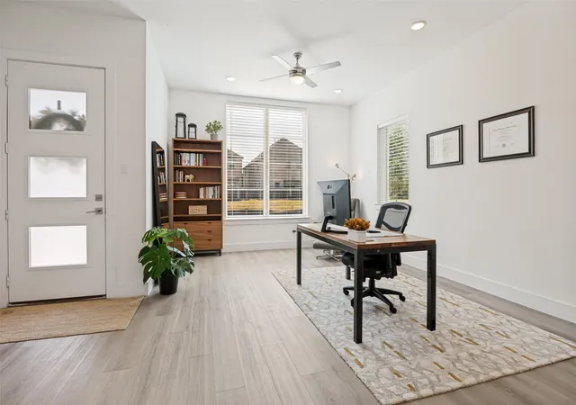 Photo 3 of Single family home for sale at 916 Banyan Tree Ln, Richardson, TX 75081 | MLS# 21383366 | Listing updated on 2026-09-18