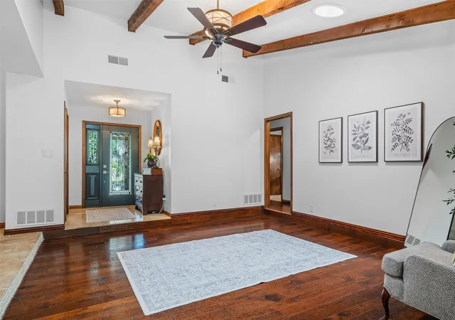 Photo 4 of Single family home for sale at 1022 Chasemore Dr, Mansfield, TX 76063 | MLS# 21375089 | Listing updated on 2026-10-06