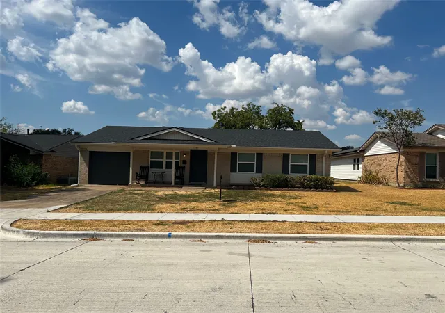 Photo 3 of Single family home for sale at 1101 Tahoe Dr, Garland, TX 75043 | MLS# 21386511 | Listing updated on 2026-09-19