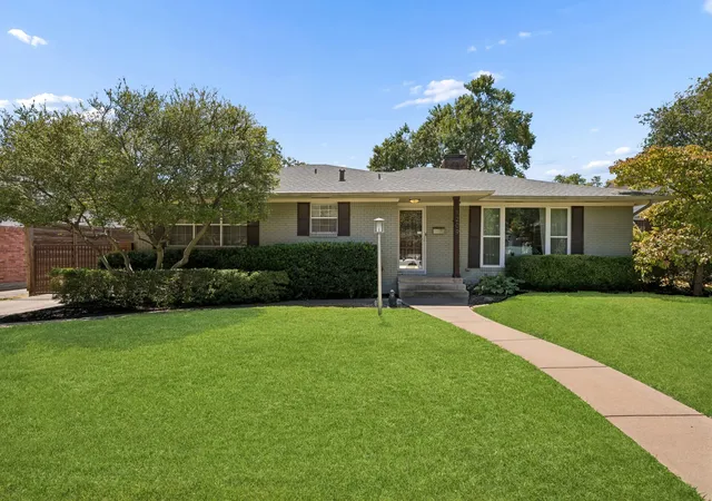Photo 1 of Single family home for sale at 1209 Spruce Dr, Richardson, TX 75080 | MLS# 21386008 | Listing updated on 2026-10-03