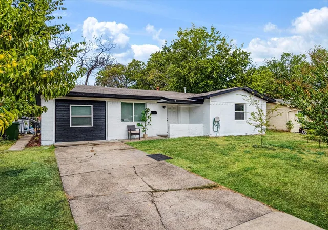 Single family home for sale at 713 Hardy Dr, Garland, TX 75041 | MLS# 21389836