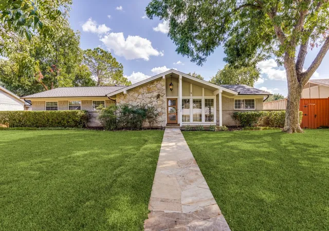 Single family home for sale at 3728 Clubway Ln, Dallas, TX 75244 | MLS# 21389614