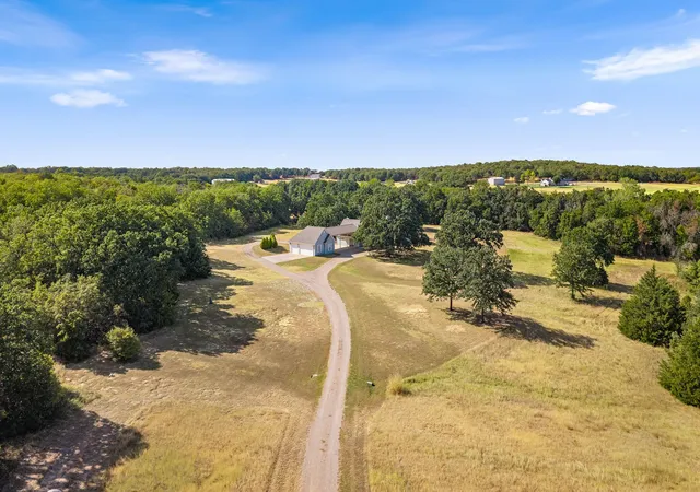 Photo 2 of Single family home for sale at 872 County Rd 1670, Alvord, TX 76225 | MLS# 21388379 | Listing updated on 2026-09-18
