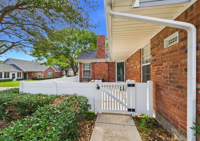Photo 3 of Condo for sale at 2220 Countryside Dr, Bedford, TX 76021 | MLS# 21389362 | Listing updated on 2026-10-05