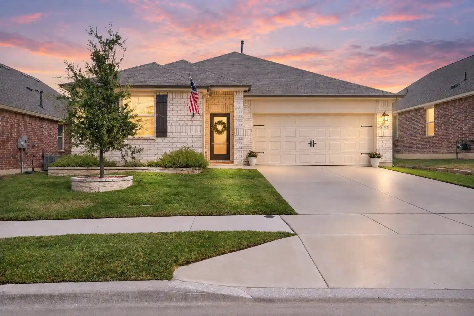 Photo 1 of Single family home for sale at 2552 Eden Crk Dr, Fort Worth, TX 76179 | MLS# 21389510 | Listing updated on 2026-10-17