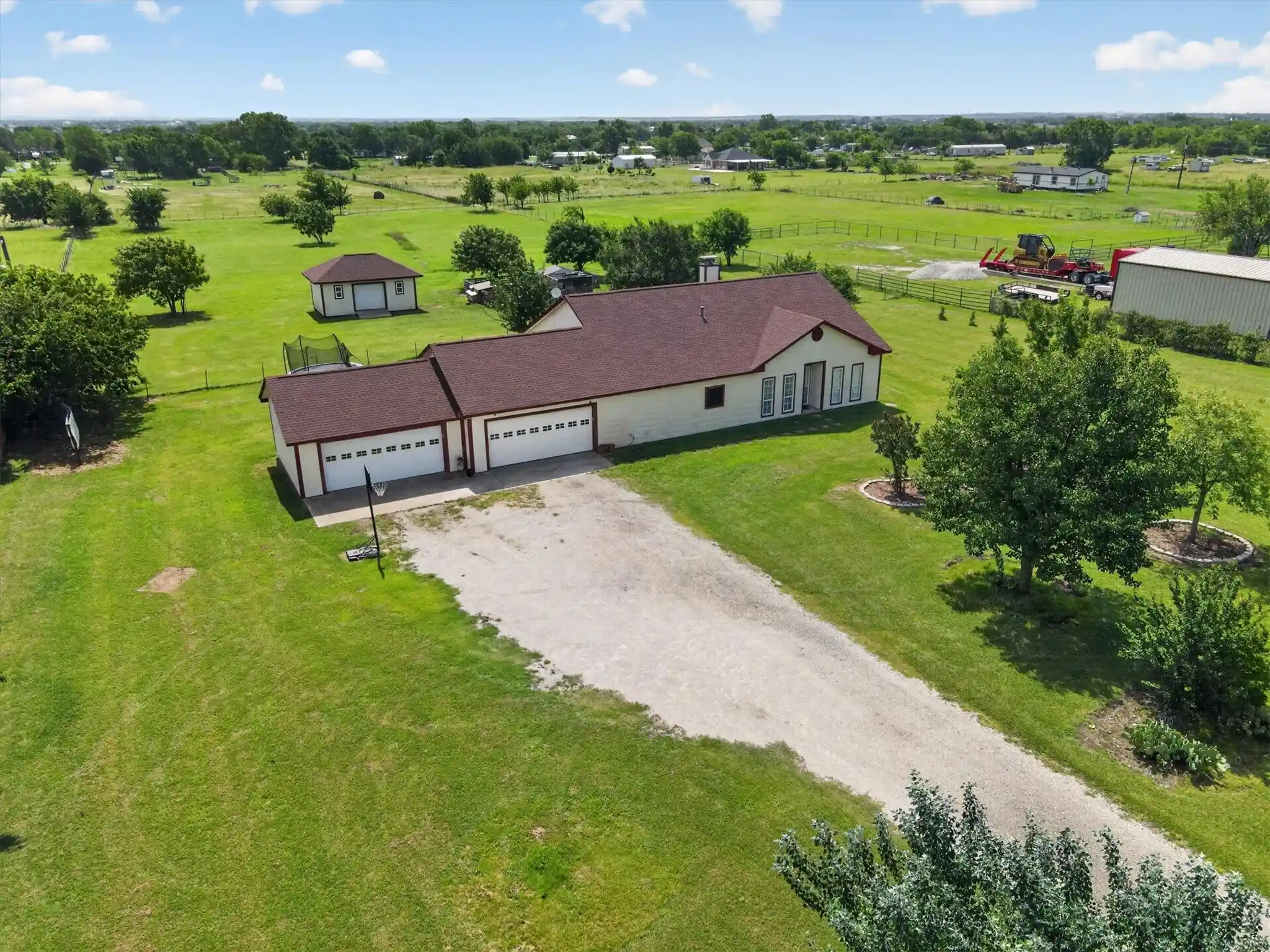 Photo 1 of Sale Pending at 1958 Crockett St, Sanger, TX 76266 | MLS# 21389929 | Listing updated on 2026-10-28
