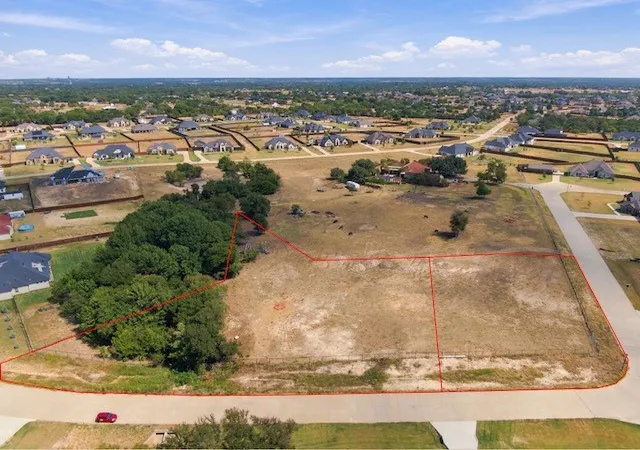 Photo 1 of Land for sale at Tbd Lot 24 Val Verde Ln, Midlothian, TX 76065 | MLS# 21386575 | Listing updated on 2026-09-23