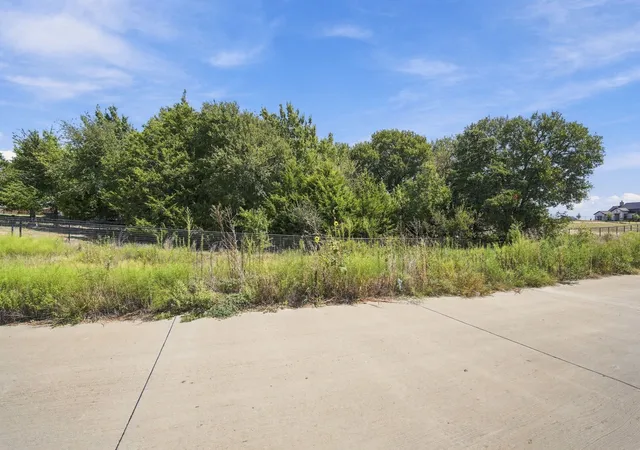 Photo 2 of Land for sale at Tbd Lot 24 Val Verde Ln, Midlothian, TX 76065 | MLS# 21386575 | Listing updated on 2026-09-23
