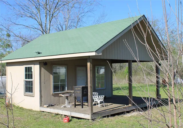 Photo 2 of Land for sale at 37444 State Hwy 64, Wills Point, TX 75169 | MLS# 21389993 | Listing updated on 2026-10-07