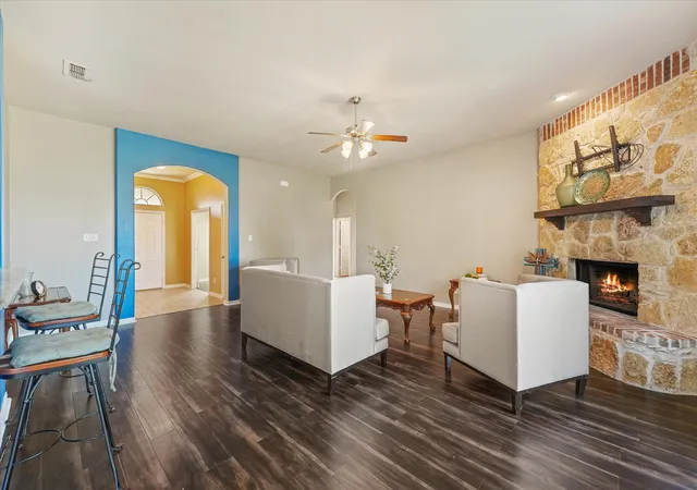 Photo 3 of Single family home for sale at 343 Cambridge Ct, Waxahachie, TX 75167 | MLS# 21389991 | Listing updated on 2026-09-19