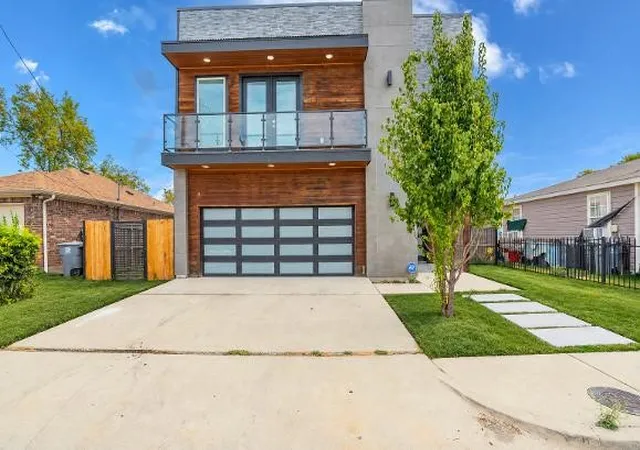 Photo 1 of Single family home for sale at 3610 Vilbig Rd, Dallas, TX 75212 | MLS# 21386918 | Listing updated on 2026-09-18