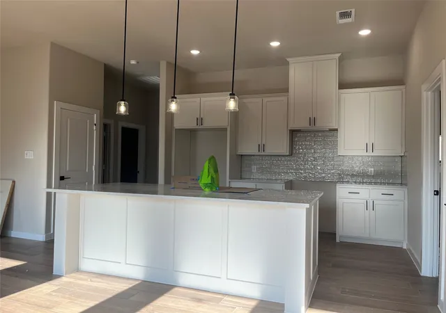 Photo 3 of Single family home for sale at 493 W Jefferson St, Van Alstyne, TX 75495 | MLS# 21390015 | Listing updated on 2026-10-08