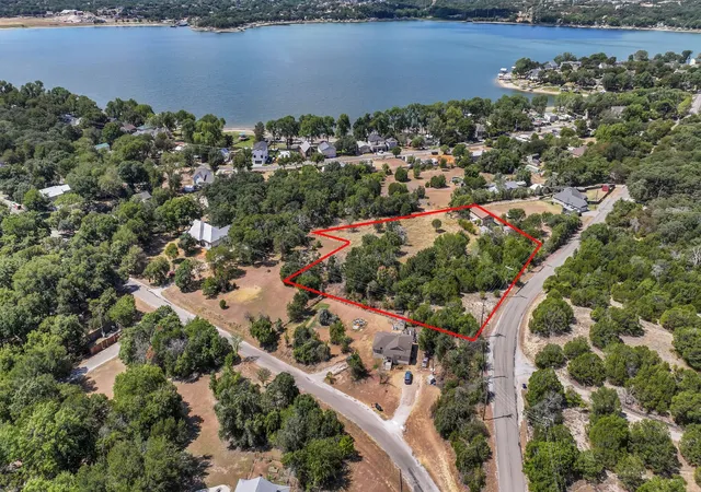 Photo 3 of Single family home for sale at 4103 White Settlement Rd, Weatherford, TX 76087 | MLS# 21384976 | Listing updated on 2026-09-18