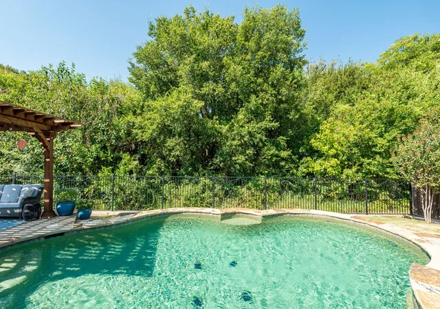 Photo 2 of Single family home for sale at 1313 Canyon Crk Rd, Wylie, TX 75098 | MLS# 21387600 | Listing updated on 2026-09-18