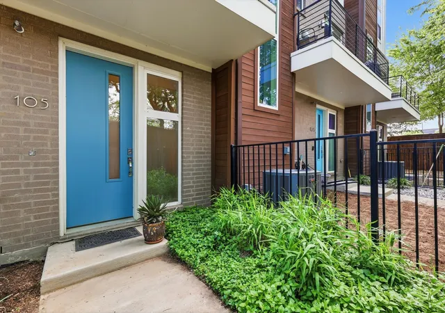 Photo 1 of Condo for sale at 4620 Munger Ave #105, Dallas, TX 75204 | MLS# 21390039 | Listing updated on 2026-09-18