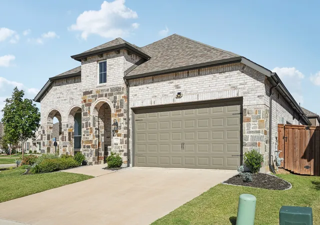 Photo 2 of Single family home for sale at 1901 Braided Mane Ave, Aubrey, TX 76227 | MLS# 21389549 | Listing updated on 2026-09-19
