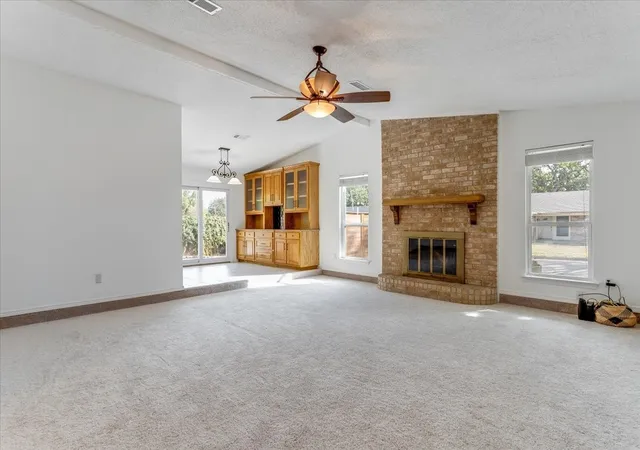 Photo 4 of Single family home for sale at 4101 Chipwood Ct, Arlington, TX 76017 | MLS# 21381434 | Listing updated on 2026-10-09