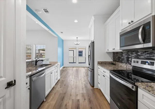Photo 3 of Single family home for sale at 2112 Cole St, Mabank, TX 75147 | MLS# 21389953 | Listing updated on 2026-09-25