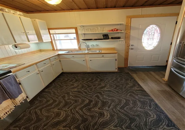 Photo 3 of Single family home for sale at 212 Private Rd 7721, Emory, TX 75440 | MLS# 21390131 | Listing updated on 2026-10-06