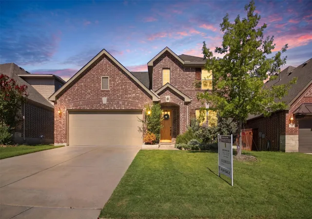 Single family home for sale at 800 Spring Fls Dr, Mc Kinney, TX 75071 | MLS# 21389874 | Listing updated on 2026-09-20