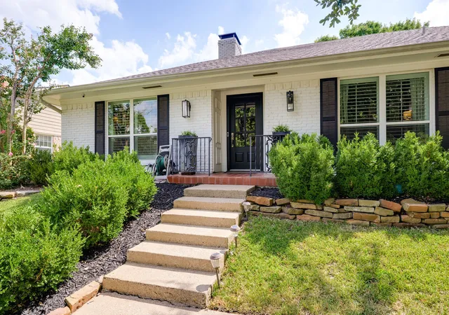 Photo 3 of Single family home for sale at 2214 Eastwood Dr, Richardson, TX 75080 | MLS# 21388831 | Listing updated on 2026-10-07