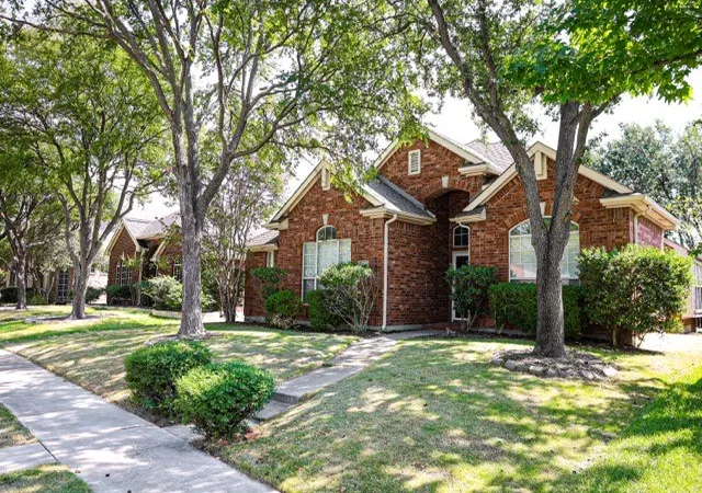 Photo 2 of Single family home for sale at 9244 Wichita Trl, Frisco, TX 75033 | MLS# 21389433 | Listing updated on 2026-09-19