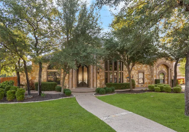 Single family home for sale at 8460 Spicewood Springs Rd, Waco, TX 76633 | MLS# 21381979