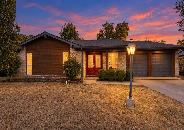 Photo 1 of Single family home for sale at 1800 Lexington Pl, Bedford, TX 76022 | MLS# 21389464 | Listing updated on 2026-10-05