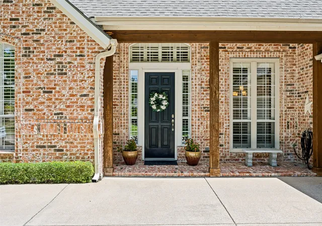 Photo 3 of Single family home for sale at 7514 Spicewood Dr, Garland, TX 75044 | MLS# 21383805 | Listing updated on 2026-09-26