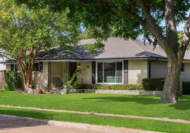 Single family home for sale at 2677 Heatherwood Dr, Dallas, TX 75228 | MLS# 21390244