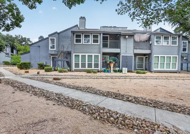 Photo 3 of Sale Pending at 9696 Walnut St #616, Dallas, TX 75243 | MLS# 21388149 | Listing updated on 2026-10-04