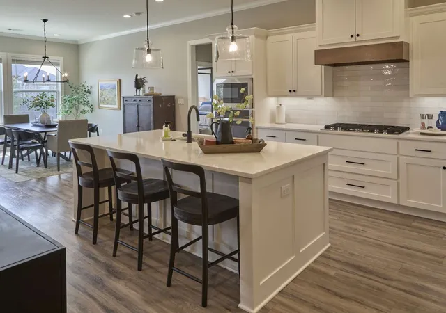 Photo 3 of Single family home for sale at 10124 Charmwood Dr, Woodway, TX 76712 | MLS# 21390290 | Listing updated on 2026-09-26