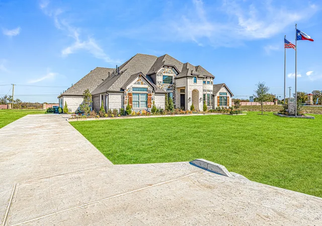 Photo 2 of Single family home for sale at 132 Liv Meadow Way, Waxahachie, TX 75165 | MLS# 21386631 | Listing updated on 2026-10-04