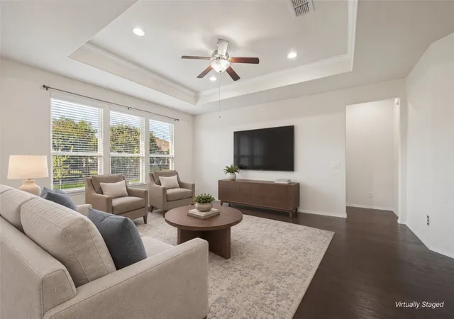 Photo 1 of Single family home for sale at 2941 Oyster Bay Dr, Frisco, TX 75036 | MLS# 21389995 | Listing updated on 2026-10-06