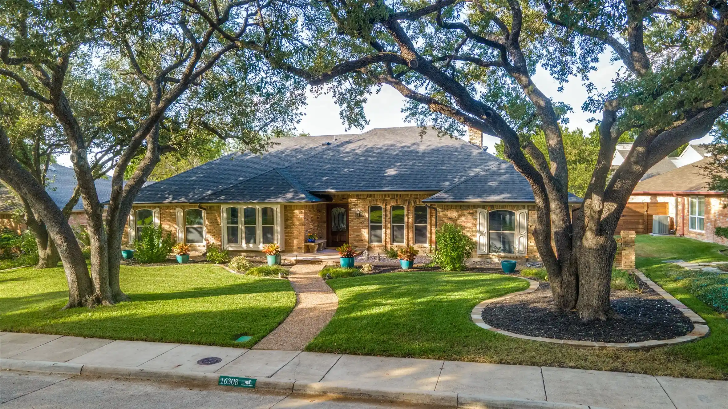 Photo 1 of Single family home for sale at 16308 Fallkirk Dr, Dallas, TX 75248 | MLS# 21387950 | Listing updated on 2026-10-16