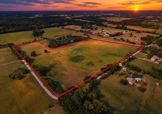 Photo 1 of Land for sale at 4570 County Rd 123, Gainesville, TX 76240 | MLS# 21389004 | Listing updated on 2026-09-19