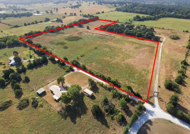 Photo 2 of Land for sale at 4570 County Rd 123, Gainesville, TX 76240 | MLS# 21389004 | Listing updated on 2026-09-19