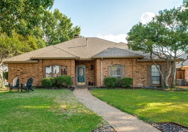 Photo 1 of Single family home for sale at 4300 Hanover Ct, Plano, TX 75093 | MLS# 21389514 | Listing updated on 2026-09-19