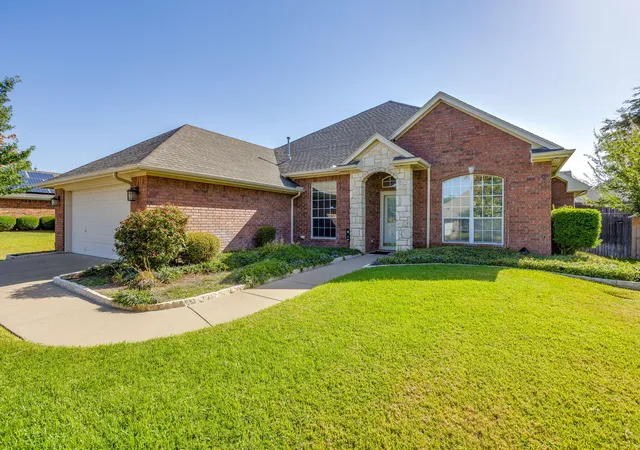 Photo 2 of Single family home for sale at 348 Marine Ln, Saginaw, TX 76179 | MLS# 21389241 | Listing updated on 2026-09-19