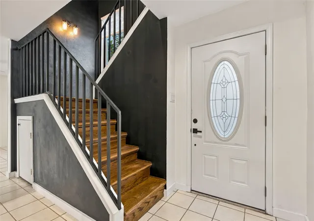 Photo 3 of Condo for sale at 7125 Fair Oaks Ave #12, Dallas, TX 75231 | MLS# 21390376 | Listing updated on 2026-09-26