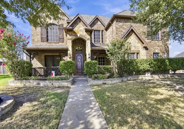 Photo 1 of Single family home for sale at 1861 Chuckwagon Dr, Midlothian, TX 76065 | MLS# 21389955 | Listing updated on 2026-09-19