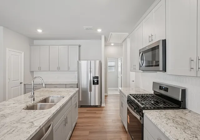 Photo 3 of Single family home for sale at 116 Winchester Hl Ln, Princeton, TX 75407 | MLS# 21390072 | Listing updated on 2026-10-06