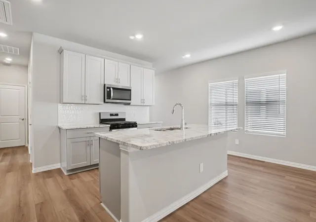 Photo 3 of Single family home for sale at 116 Winchester Hl Ln, Princeton, TX 75407 | MLS# 21390072 | Listing updated on 2026-10-06