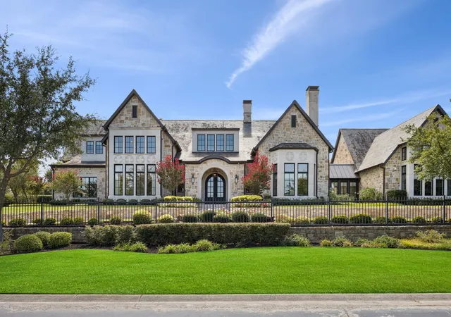Photo 1 of Mansion for sale at 2001 Brazos Ct, Westlake, TX 76262 | MLS# 21386182 | Listing updated on 2026-10-01